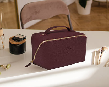 Signature Message Cosmetic Case